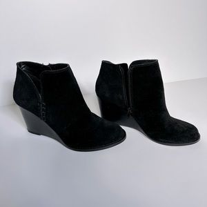 Lucky Brand Zorla Black Suede Wedge Bootie size 7